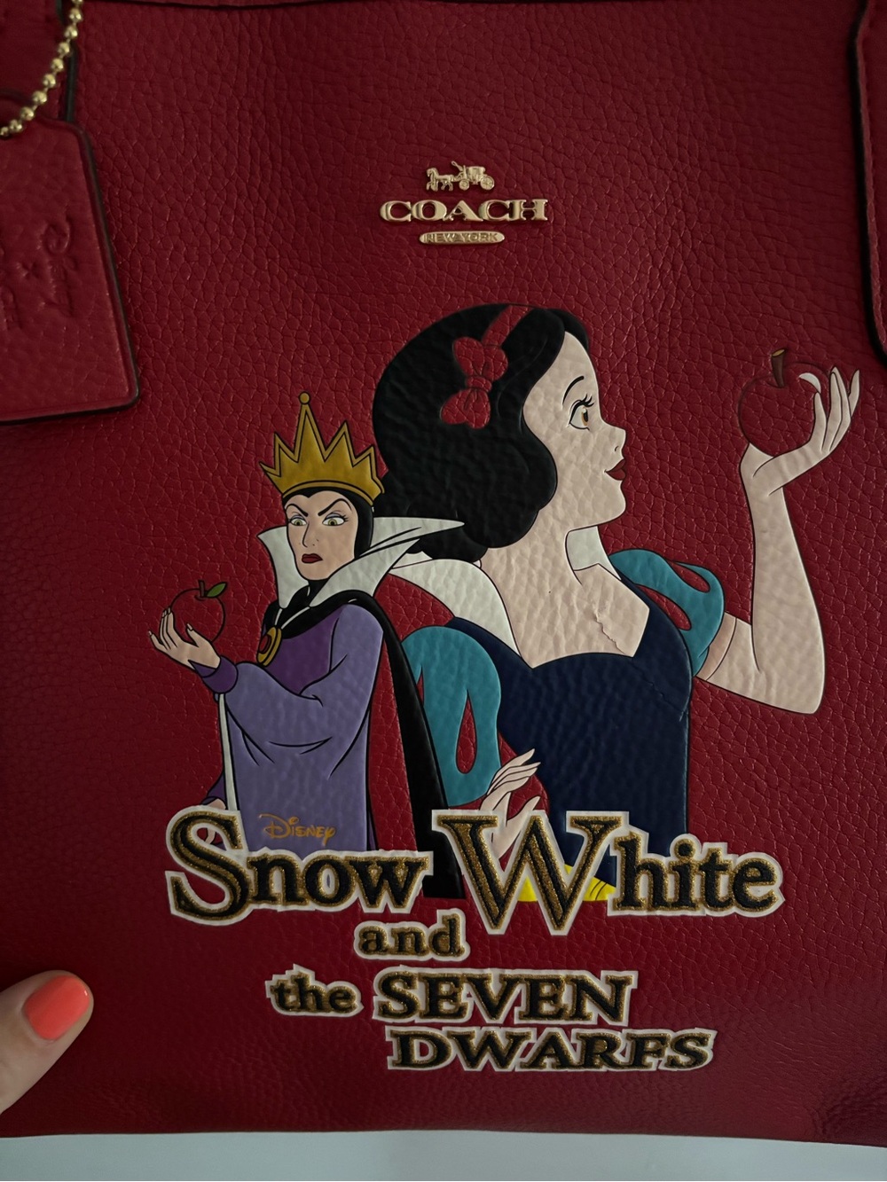 COACH Snow White Red Tote - GUC - Picture 3 of 6